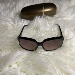 Gucci oversize sunglasses